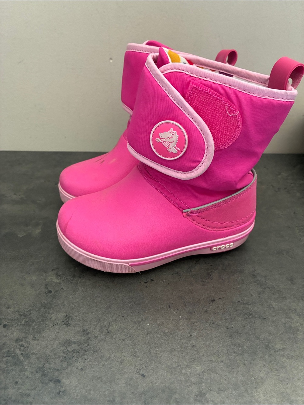 CROCS Kids Bright Pink Hook-and-Loop Winter Boots